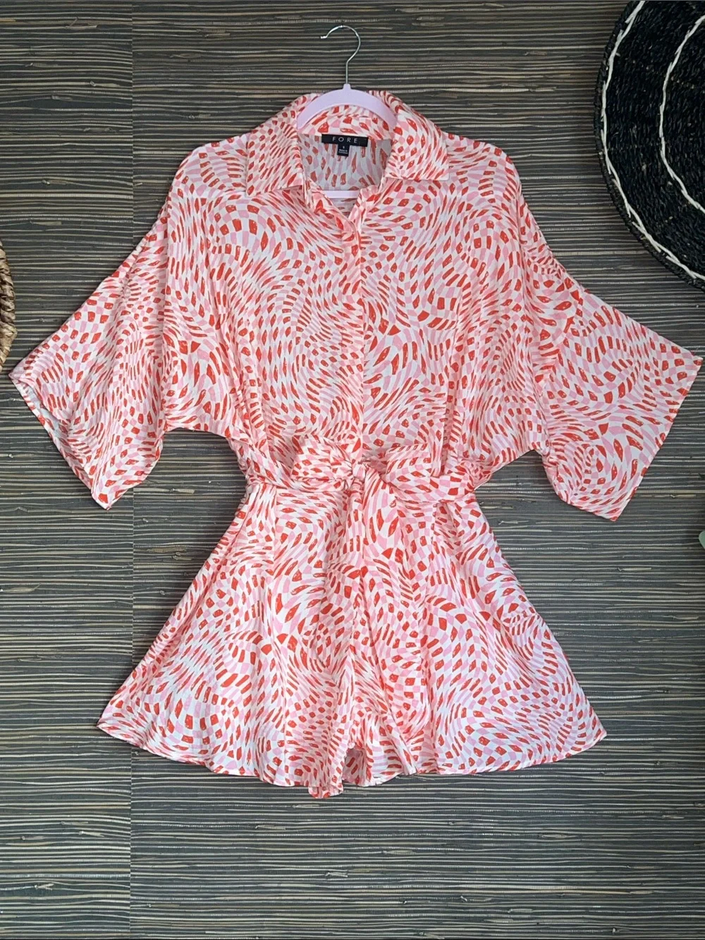 🆕 Fore Collection Geo Print Tie-Waist Romper Small Vacation Resort - Picture 3 of 16